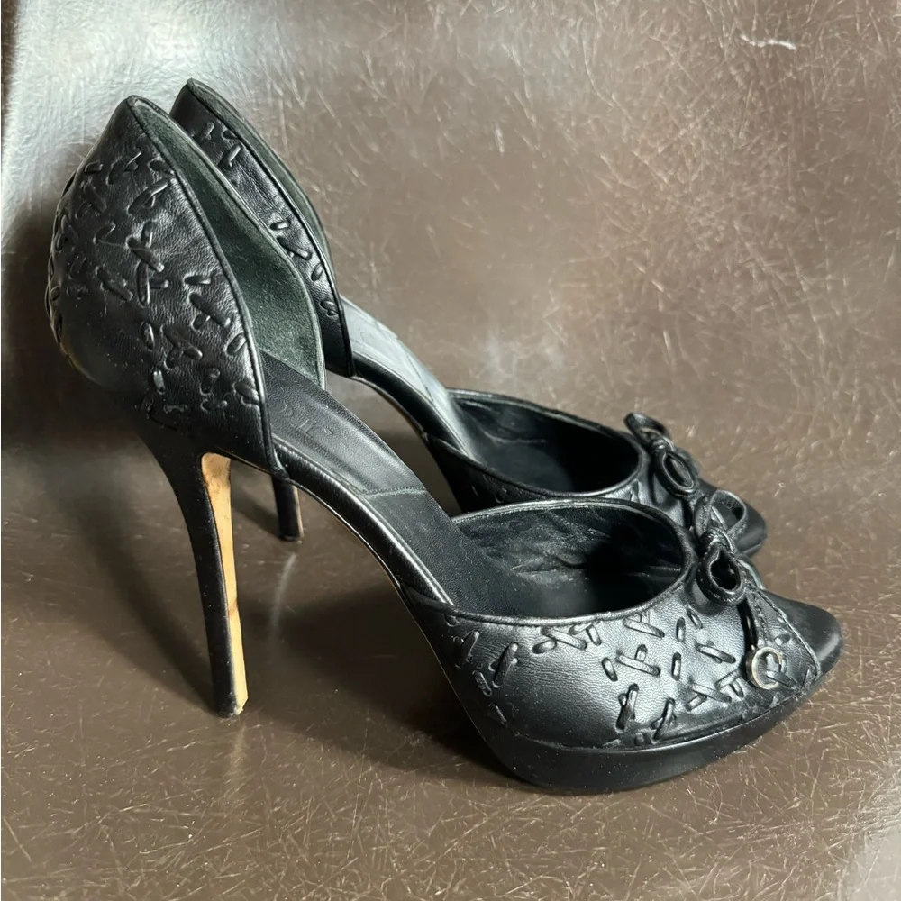 Dior Black Heels with Embossed Design - Picture 3 of 6